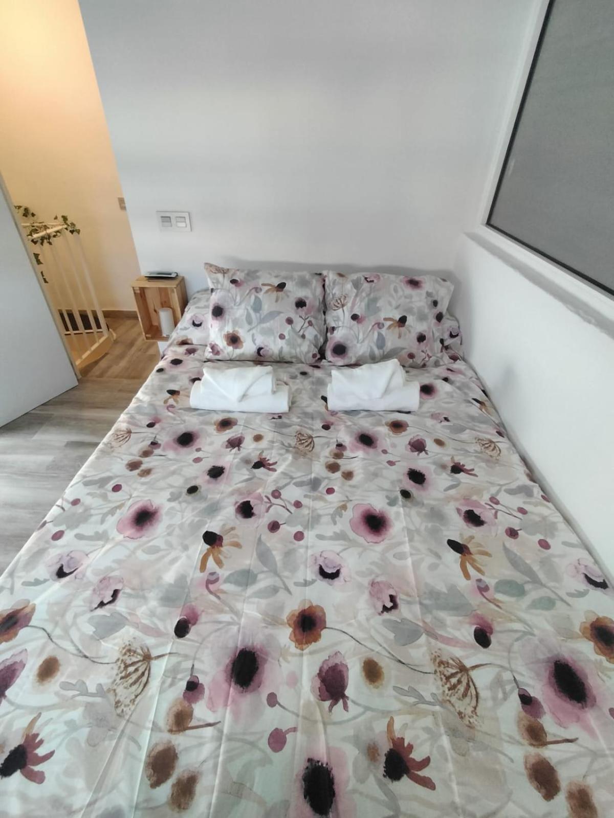 Apartamento Caborrubio Lägenhet Málaga Exteriör bild
